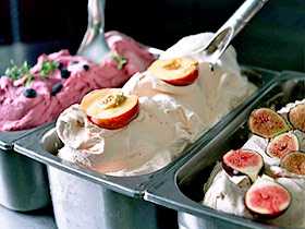 Mmm... gelato. Made fresh each morning. Sadly, not in time for me to have some on the way to work... but it will be there, waiting for me.