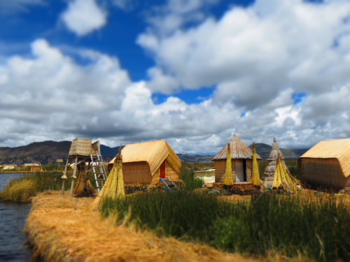 2013 Grand Prize Winner Reed House-Uros Islands Photographer: Amy Converse