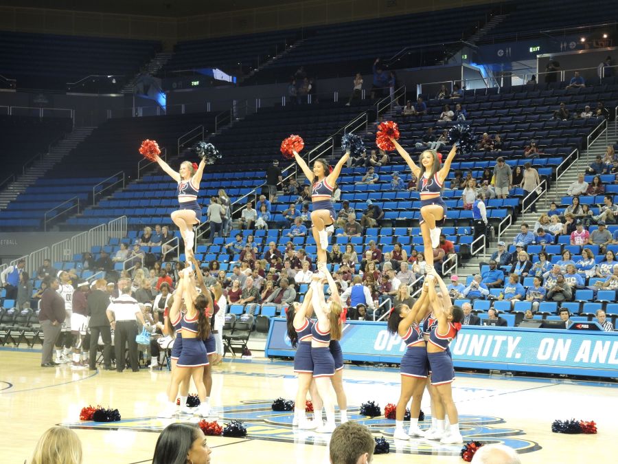 Penn Cheerleaders photo by Kiera Reilly