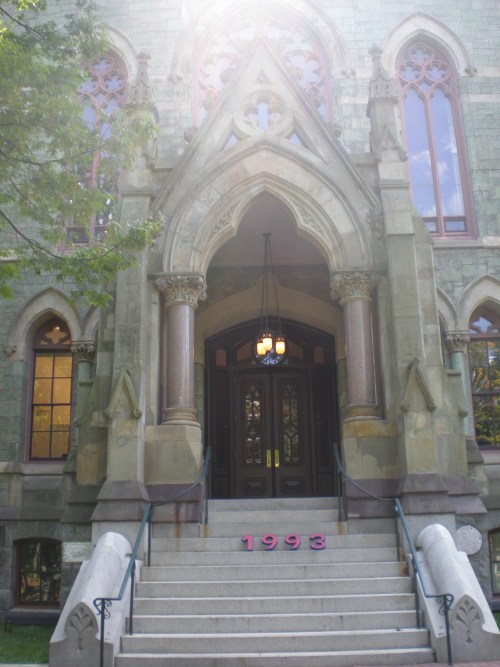 Penn 1993 25th reunion on the steps of College Hall at the University of Pennsylvania #93tothe25th