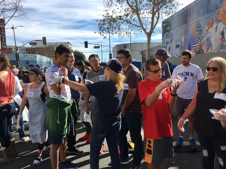 Penn Serves LA Thanksgiving Dinner Fred Jordan Mission